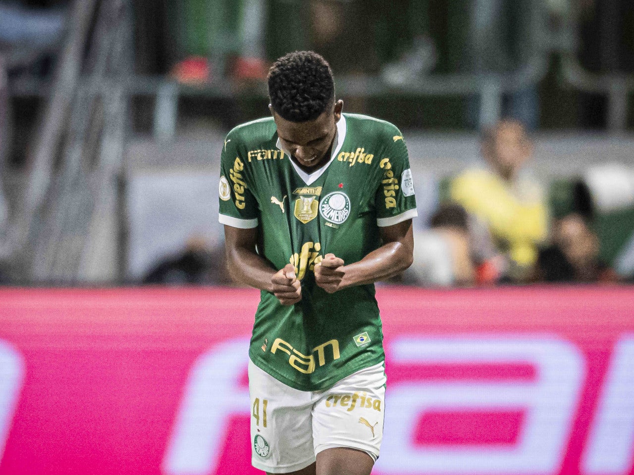 Chelsea prospect Estevao Willian helps send Palmeiras top of Brasileiro table