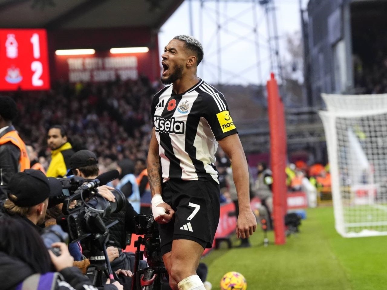Nottingham Forest 1-3 Newcastle United: Highlights, man of the match, stats as Eddie Howe topples Nuno Espirito Santo