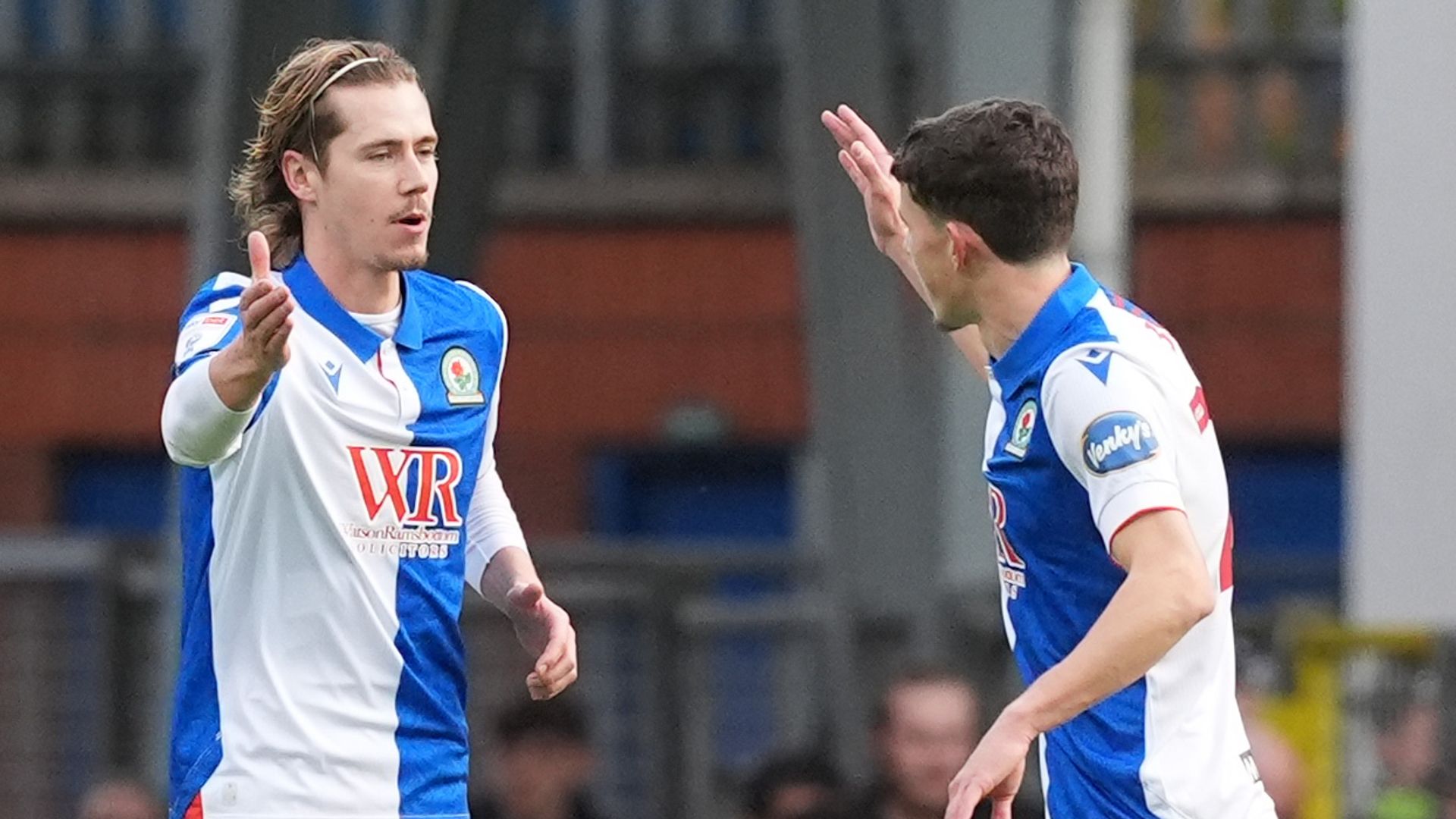 Cantwell pen steers Blackburn past Leeds