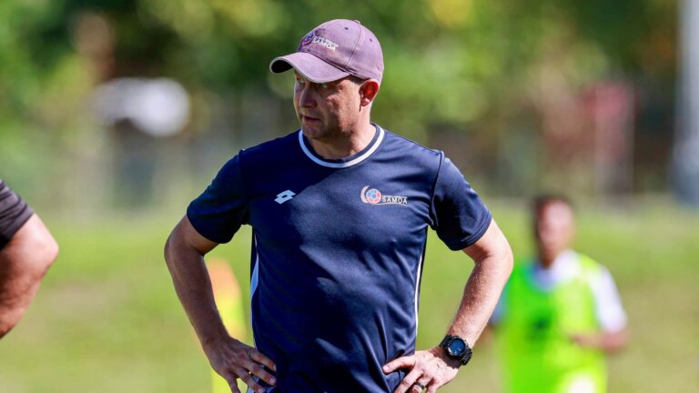 Meet the English coach trying to stop star striker Wood with Samoa