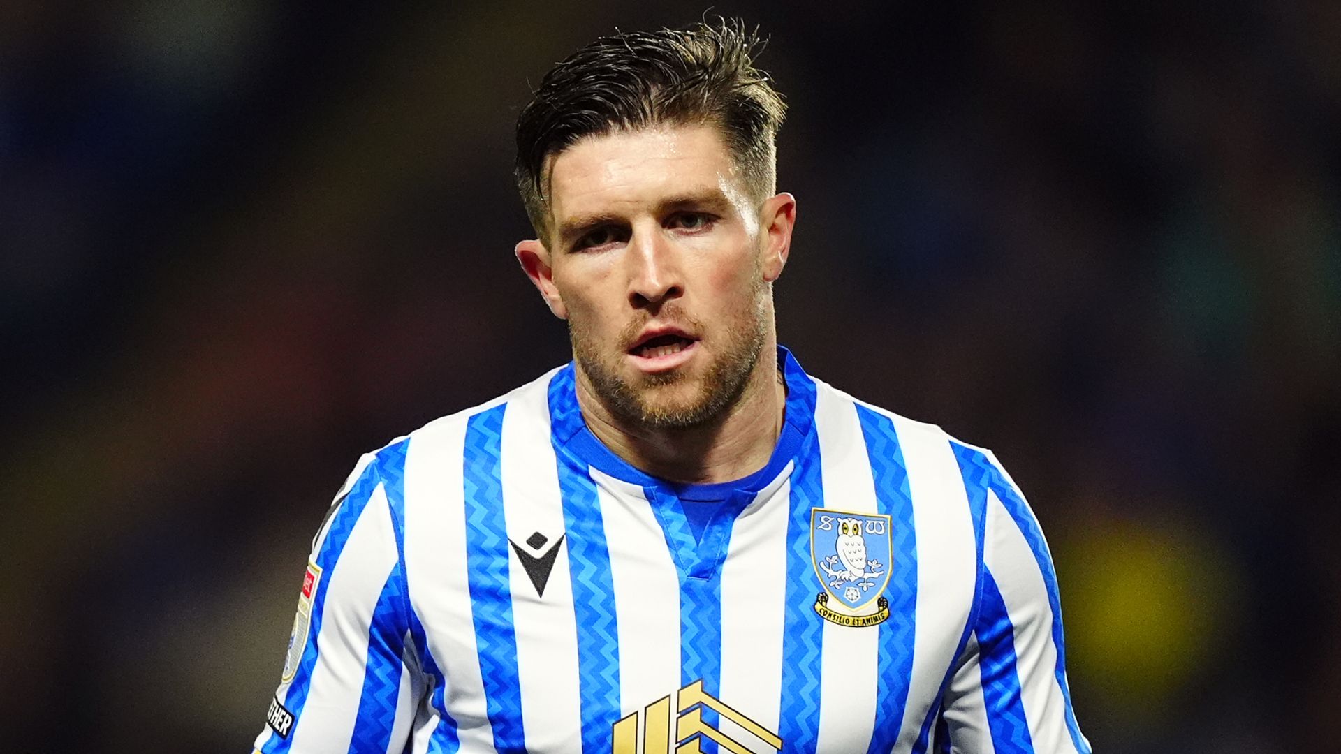 Sheff Wed win at Hull to pile pressure on Walter