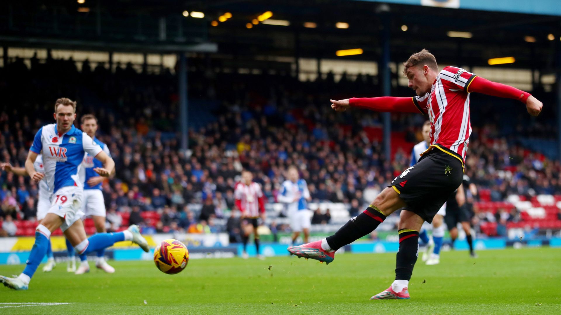 Sheff Utd ease to victory at Blackburn