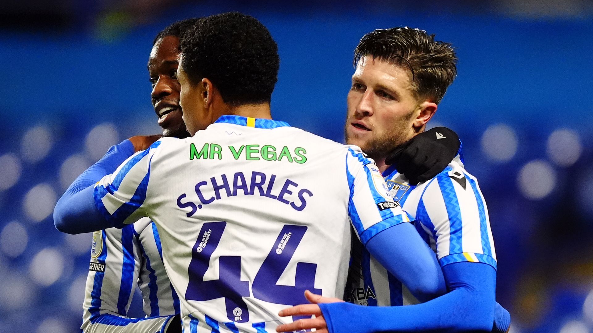 Sheff Wed recover from weekend thumping to beat Norwich