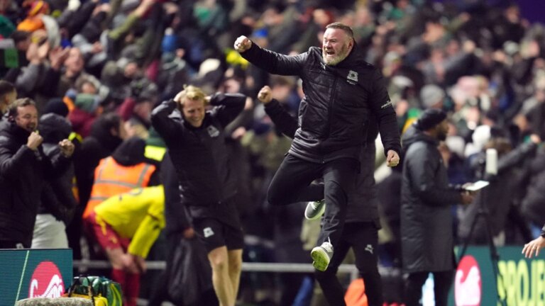 Gray’s late equaliser preserves Plymouth’s unbeaten home run