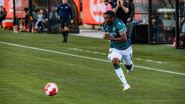 Teenaged Shola Jimoh impresses at men’s soccer training session, offering evidence of CPL development strategy