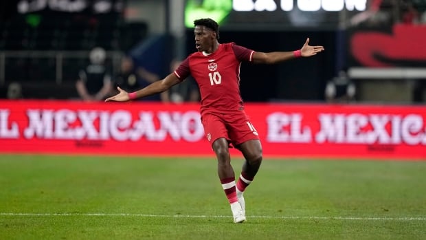 Jonathan David continues his world-class play in Canada’s men’s soccer win over Suriname