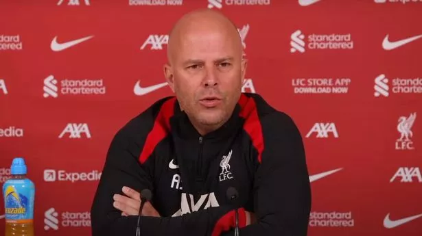 Arne Slot points out huge U-turn with response to Gary Neville’s Liverpool title claim