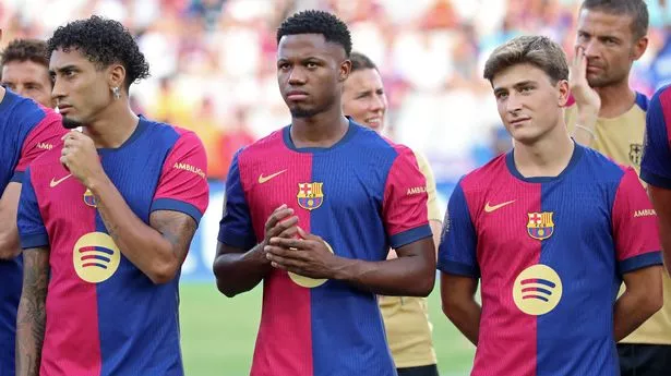Premier League winner and former Man Utd target told they can leave Barcelona