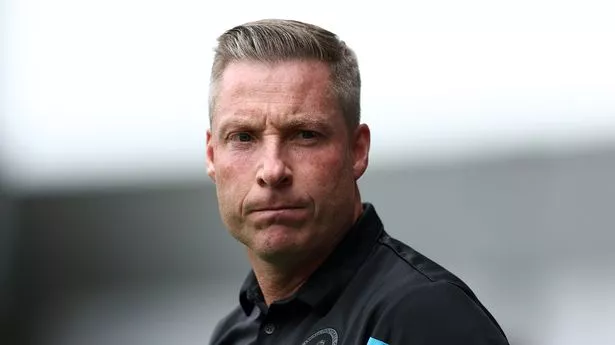 Millwall boss Neil Harris confirms shock exit plan as board issue statement