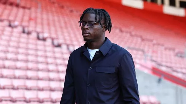 Premier League manager fires back at unhappy Chelsea loanee after petulant move