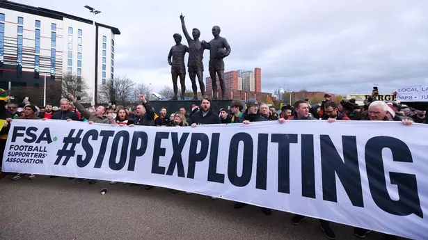 Man Utd fans make feelings on Sir Jim Ratcliffe clear with X-rated chant during protest