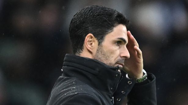 Mikel Arteta urged to axe Arsenal star who struggled during Monaco win