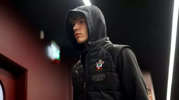 Man Utd sent Tyler Dibling transfer warning as Southampton boss fires shot at agent