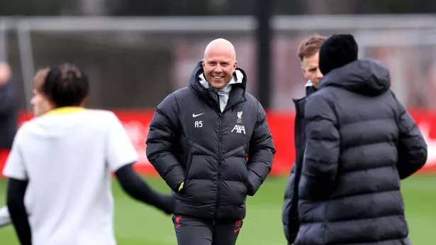 Arne Slot fires major Liverpool warning that’s bad news for Arsenal and Chelsea