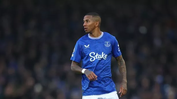 Sean Dyche reveals Ashley Young ‘ripped his neck’ as he offers injury update