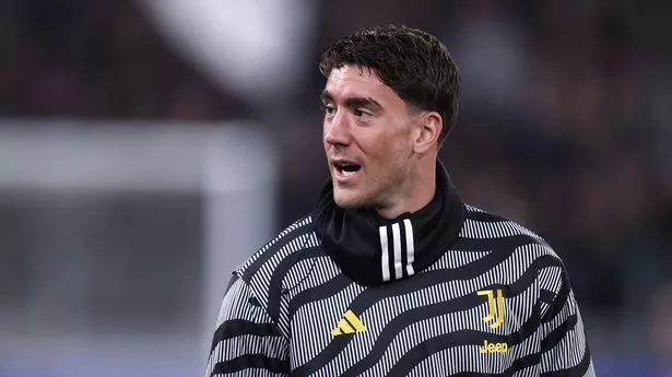 Arsenal transfer news: Dusan Vlahovic interest resurrected as Raheem Sterling decides on exit