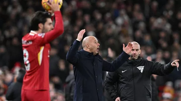 Arne Slot rages at referee as Andy Robertson red card leads to Liverpool dropping points