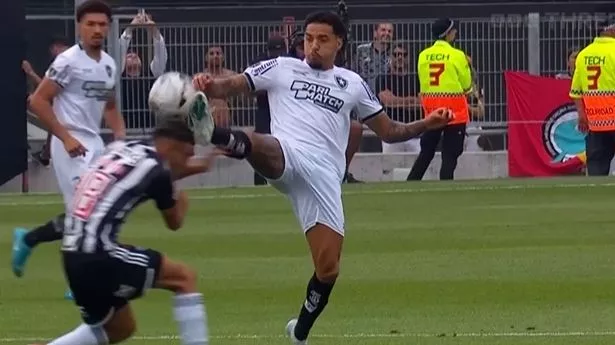 Copa Libertadores final sees red card after 30 seconds as player kicked in head in horror tackle