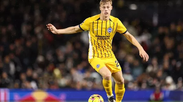 Premier League club staggered as over 100 relatives and friends support player