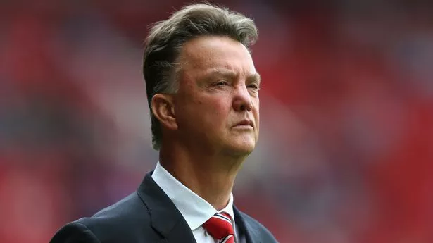 Louis van Gaal shows true colours with touching tribute to iconic Man Utd figure
