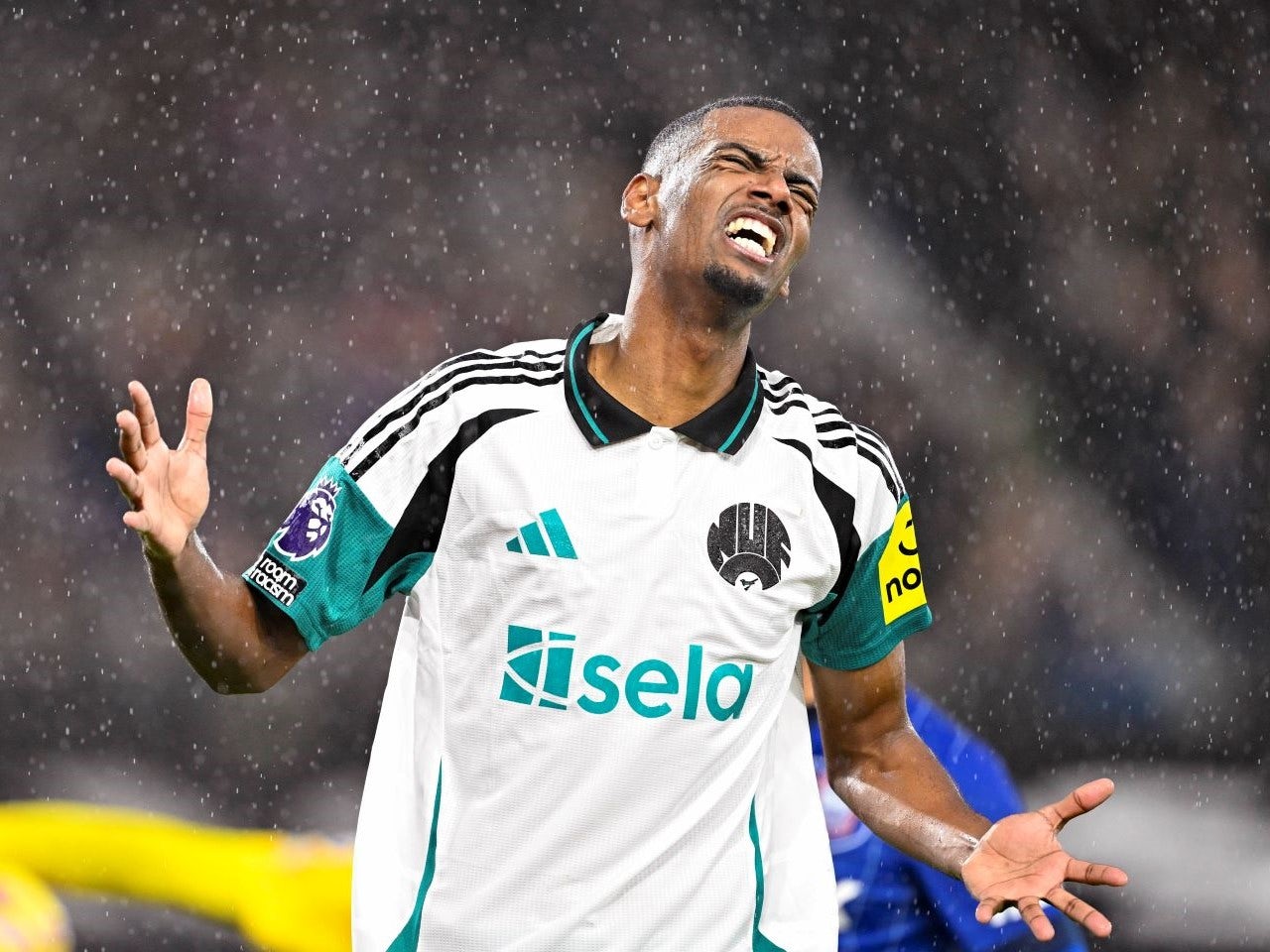 Arsenal vs. Newcastle starting XIs confirmed as huge Declan Rice, Alexander Isak shocks revealed