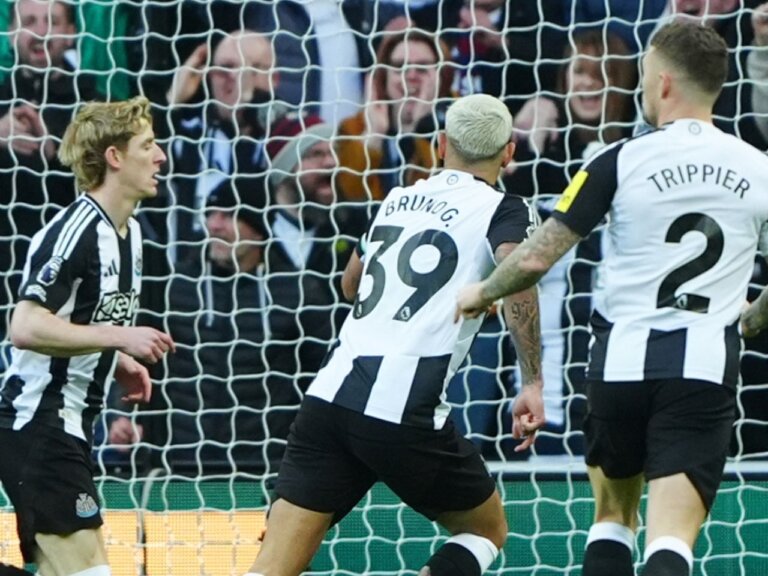 Newcastle 3-0 Aston Villa: Highlights, man of the match, stats as Alexander Isak strikes after Jhon Duran red