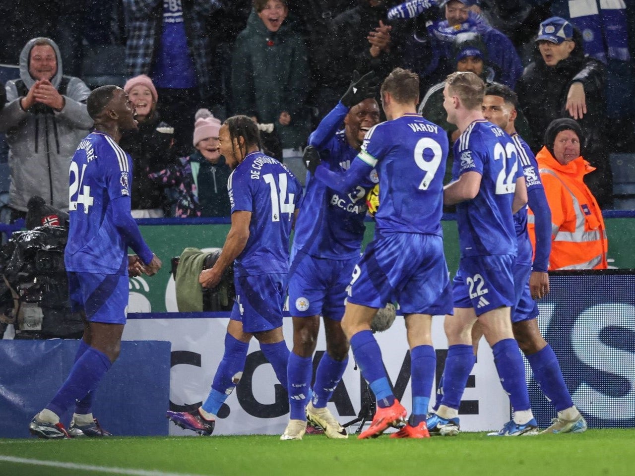 Leicester City 2-2 Brighton & Hove Albion: Highlights, man of the match, stats as Jamie Vardy stars in dramatic draw