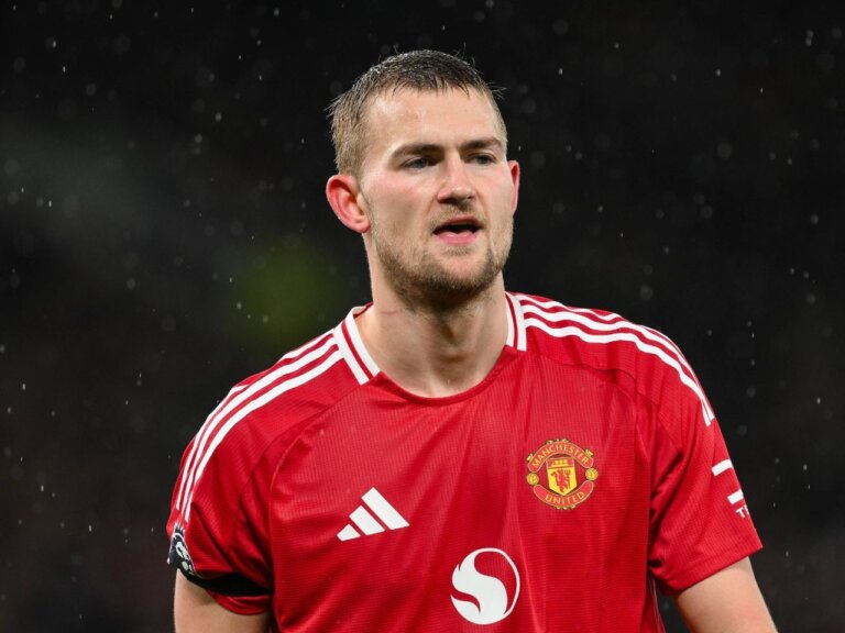 Man United injury, suspension news vs. Athletic Bilbao: Amad Diallo, Matthijs de Ligt, Joshua Zirkzee updates