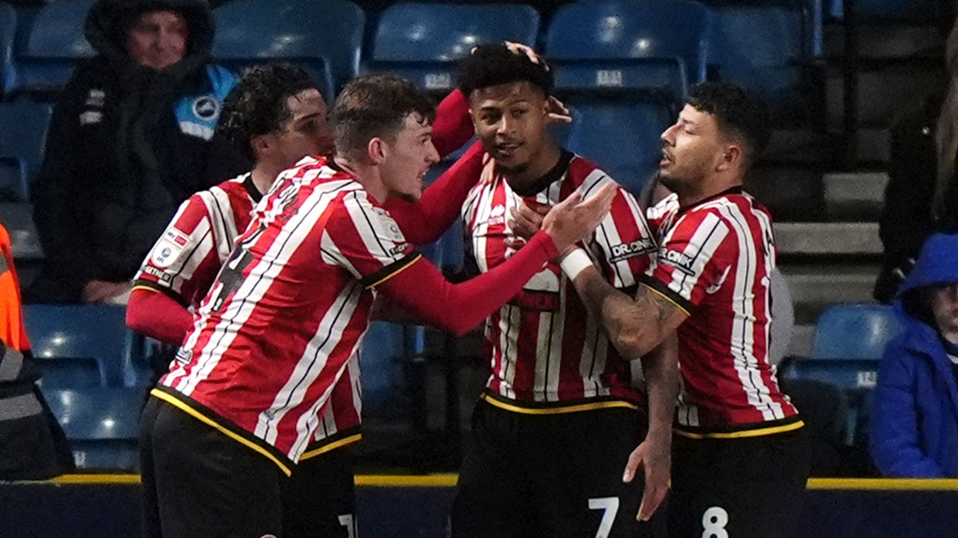 Sheff Utd re-take top spot after narrow win at Millwall
