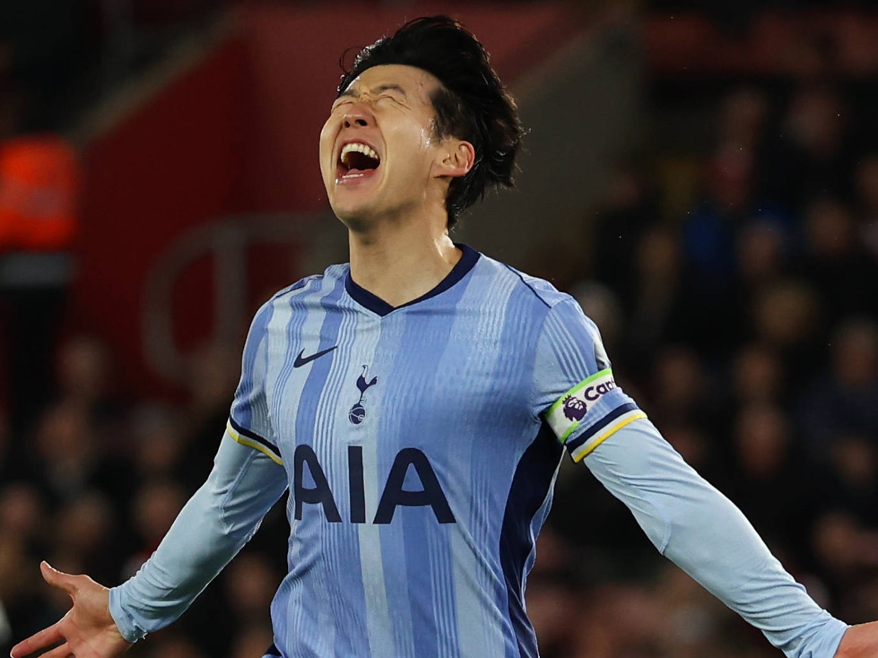 Ange Postecoglou reacts to Son Heung-min contract extension and provides Tottenham injury update