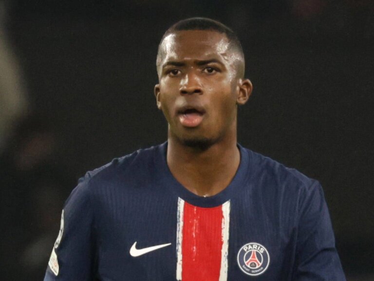 Chelsea transfer news: Blues ‘willing to pay €60m’ for Paris Saint-Germain defender