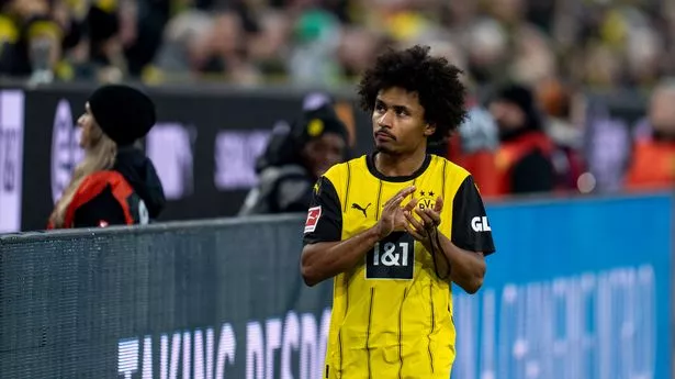 Liverpool transfer news: Virgil van Dijk drops hint as Reds threaten to impact Man Utd business