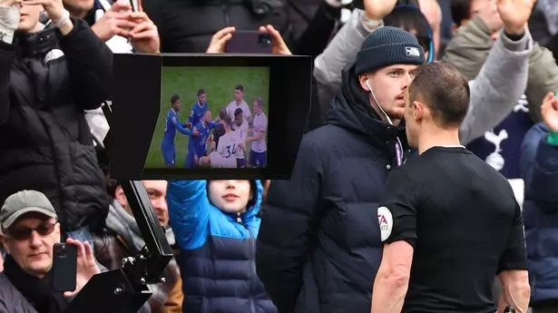 Trailblazing Premier League referee backs major VAR change – ‘You want to know’