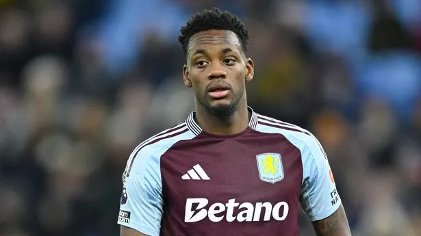 Jhon Duran passes medical in London amid fresh twist in Aston Villa star’s transfer