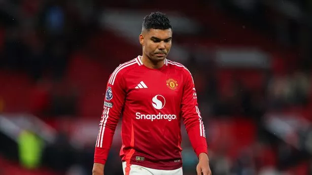 Casemiro 'agrees' Man Utd transfer exit after scathing Gary Neville verdict