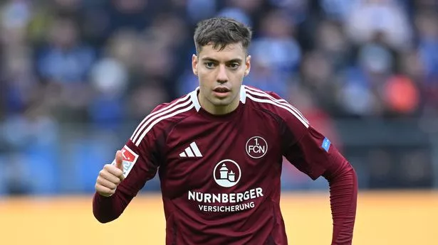 Arne Slot receives Liverpool transfer boost as target confirms future plans