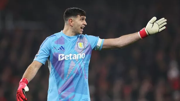 Emi Martinez responds after Aston Villa star’s very public Premier League snub