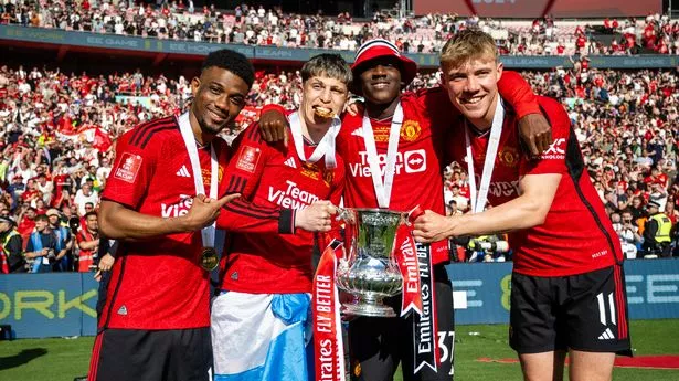 ‘Unsellable’ Man Utd duo could finally leave club – with Kobbie Mainoo ‘far from happy’