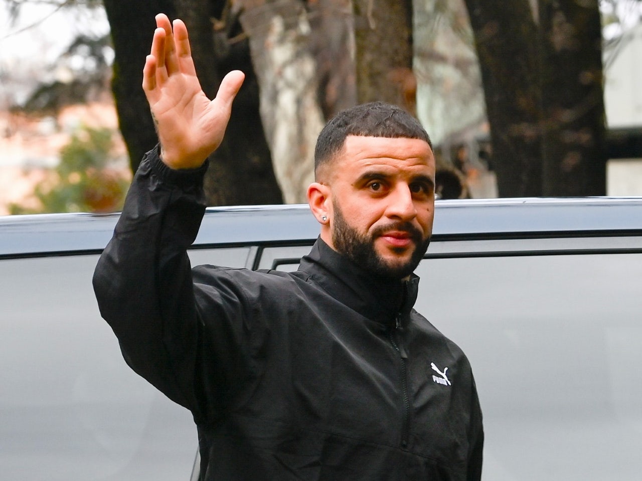 Kyle Walker opens up on 'uncomfortable' Pep Guardiola exit talks as defender discusses Man City departure