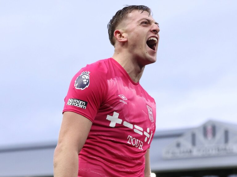 Man United ‘learn’ Liam Delap cost as Red Devils bid to bring in a new number nine this summer