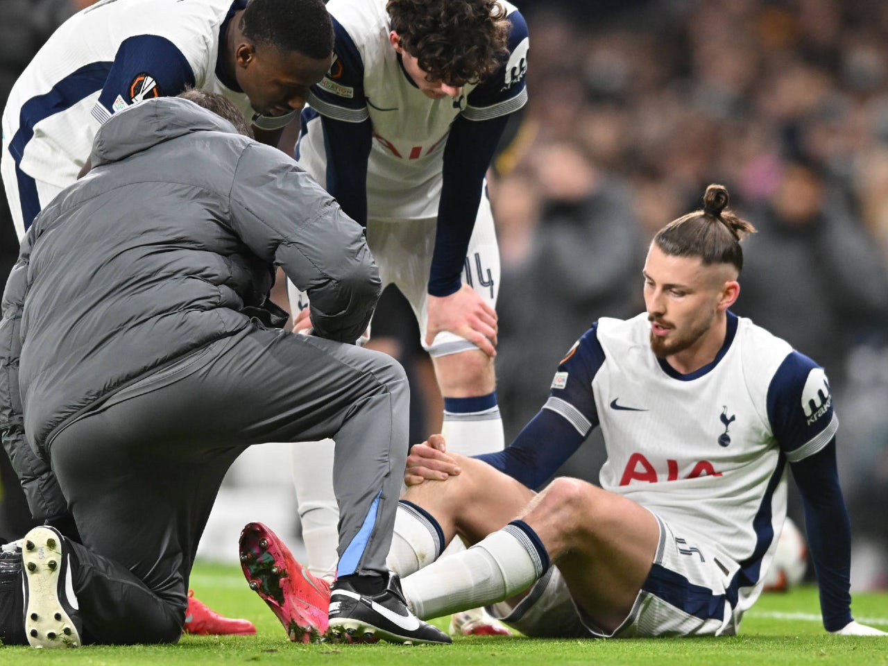 Tottenham 'learn extent' of Radu Dragusin injury as Ange Postecoglou transfer options assessed