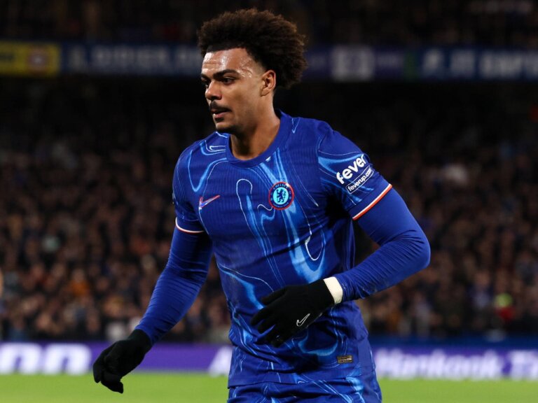 Chelsea’s Renato Veiga makes ‘permanent transfer decision’ amid Borussia Dortmund https://www.sportsmole.co.uk/football/chelsea/transfer-talk/news/veiga-makes-permanent-transfer-decision-amid-dortmund-links_562905.htmls