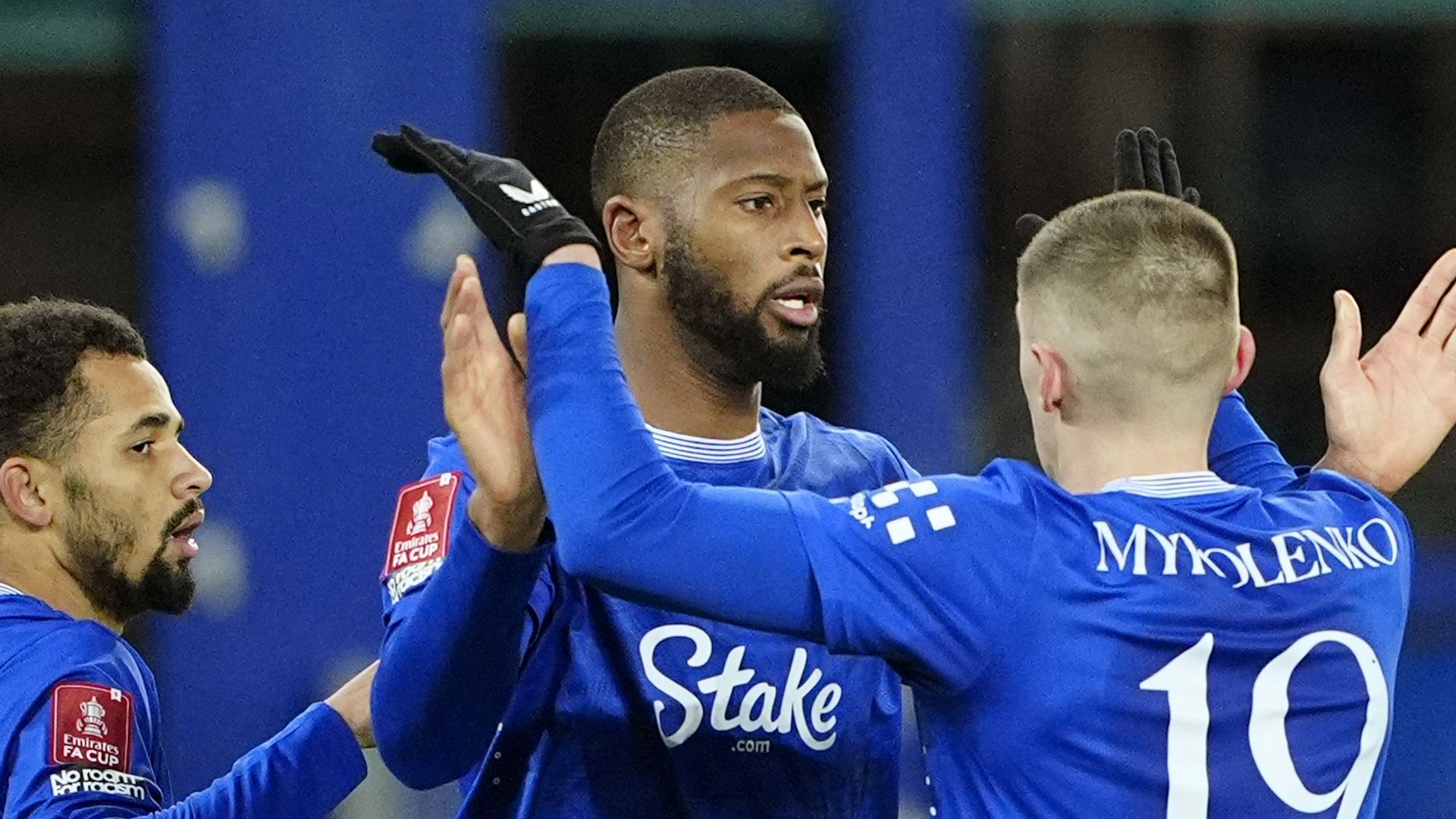 Everton end day of manager chaos with laboured Peterborough win