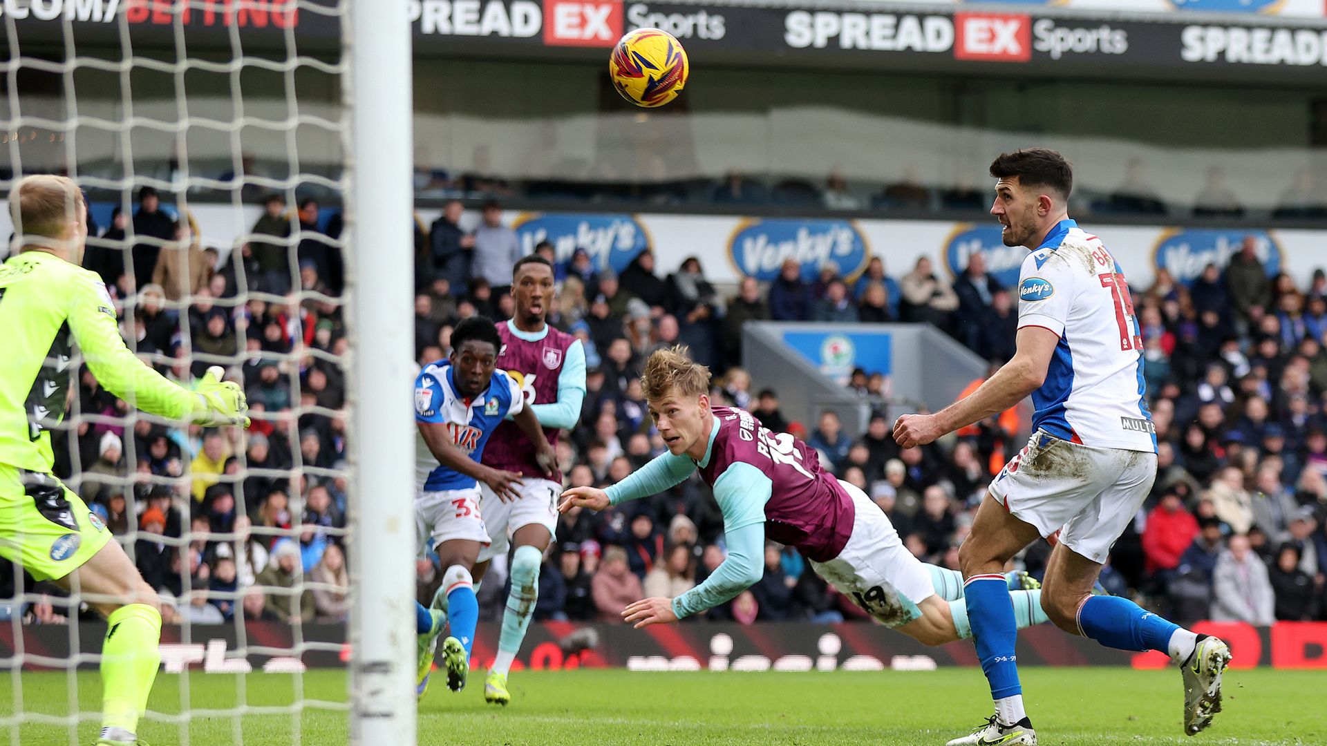Flemming heads winner as Burnley beat rivals Blackburn