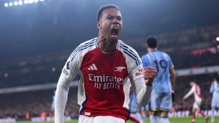 Arsenal close gap on Liverpool with comeback win over Spurs