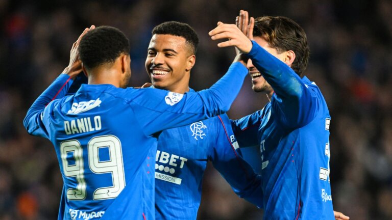 Rangers win at home again to add to Aberdeen’s woes