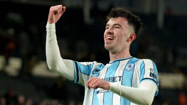 Middlesbrough snatch last-gasp win at Hull