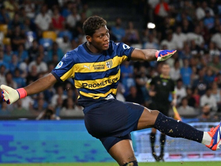 Man United transfer news: Red Devils https://www.sportsmole.co.uk/football/man-utd/transfer-talk/news/man-united-eyeing-up-well-travelled-gbp40m-rated-international-goalkeeper_562927.htmled with move for ‘£40m-rated’ goalkeeper as possible Andre Onana replacement