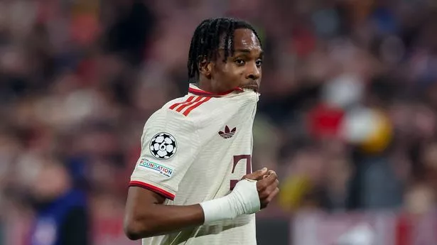 Tottenham weigh up Man Utd hijack on transfer deadline day after Mathys Tel rejection