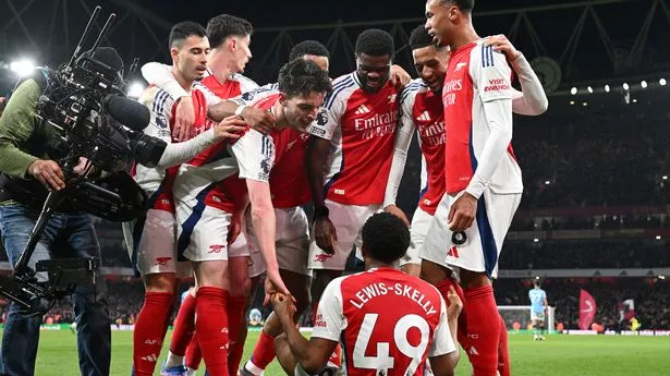 Jamie Carragher points out missed Declan Rice moment vs Man City – ‘Real leadership’